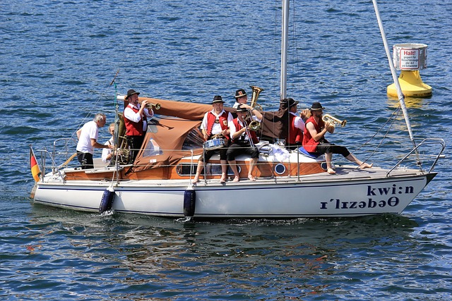 在弘扬黄大 在弘扬黄大